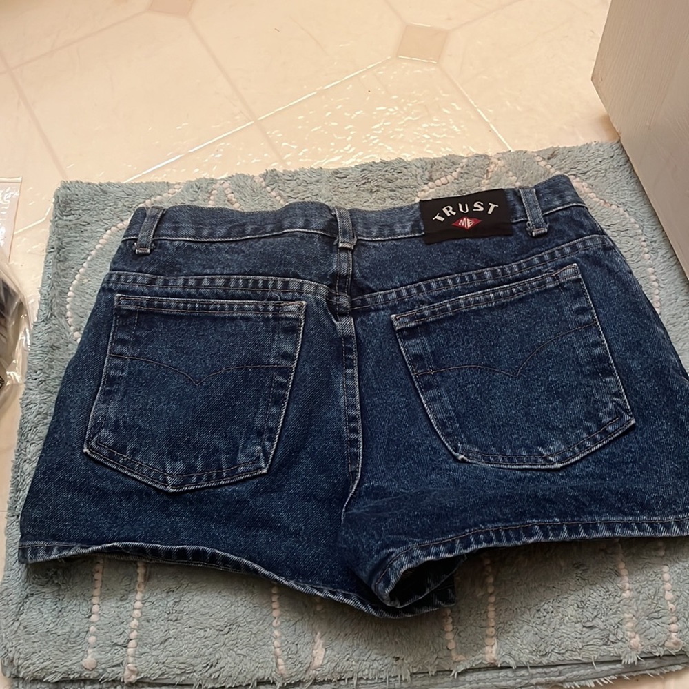 Great condition! - Picture 2 of 3